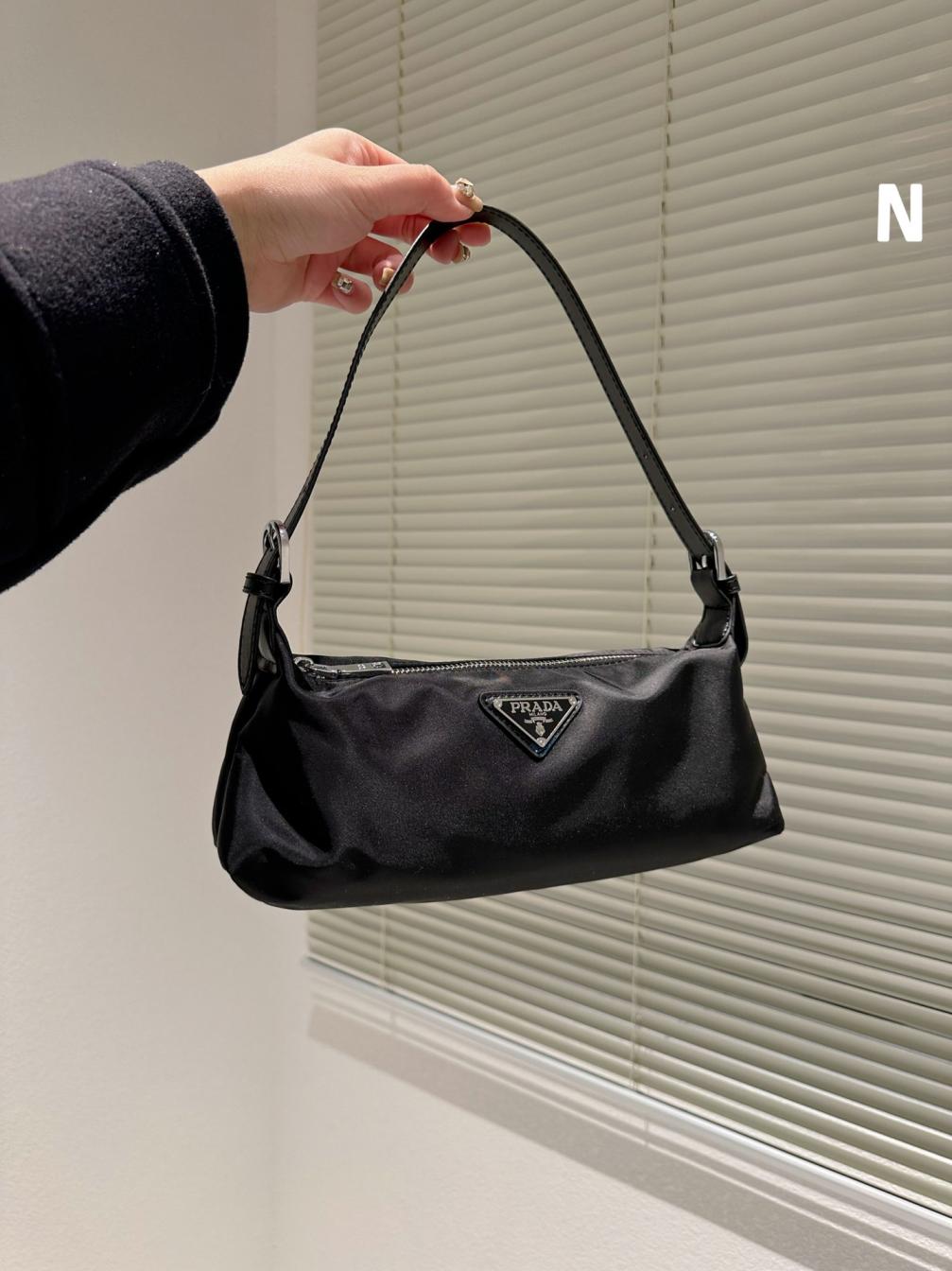 Prada bag handbag 131240