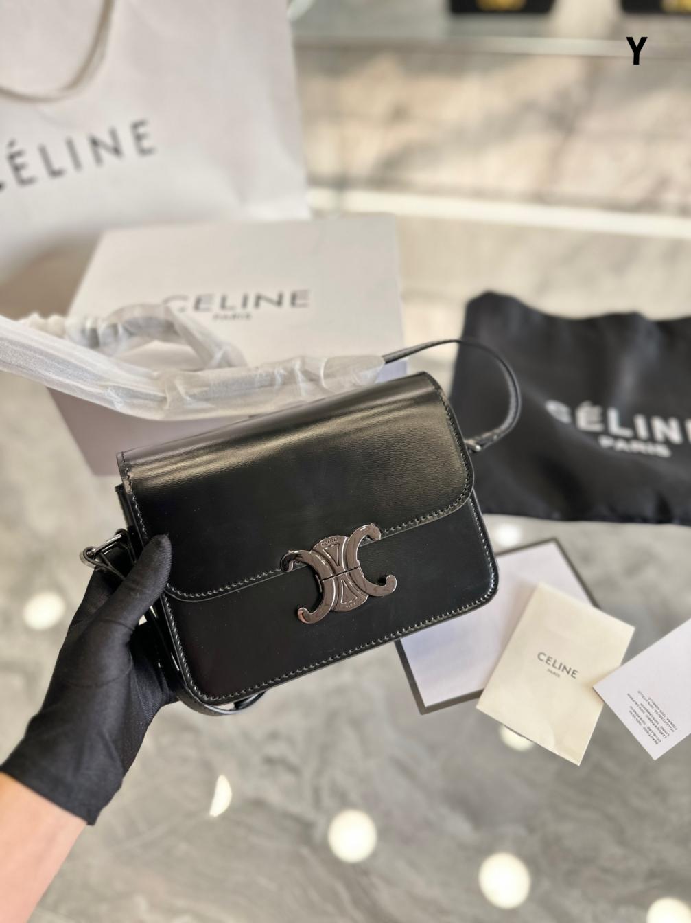 Celine triomphe teen bag 131392