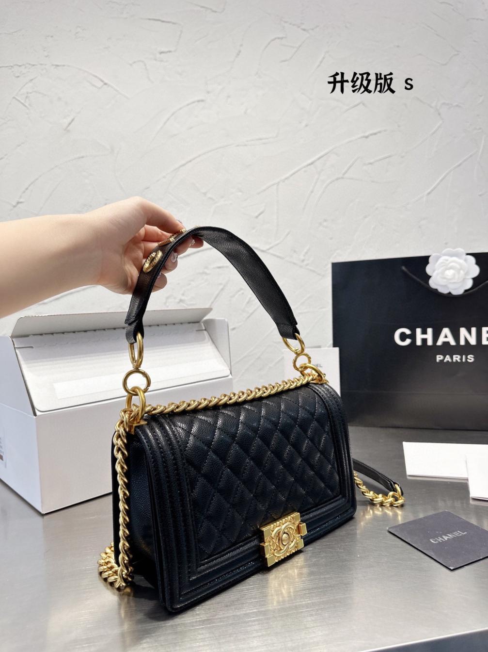 Chanel Leboy Chain bag 20ss Cowskin 131372