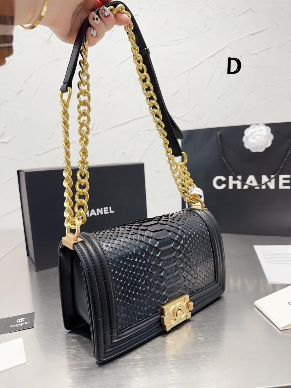Chanel Leboy leather bag 20ss 131375