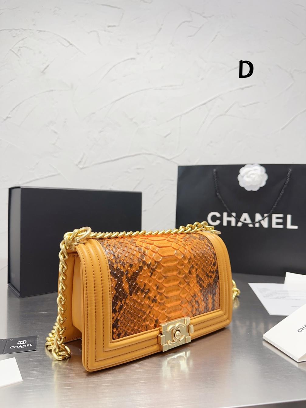 Chanel Leboy leather bag 20ss 131375