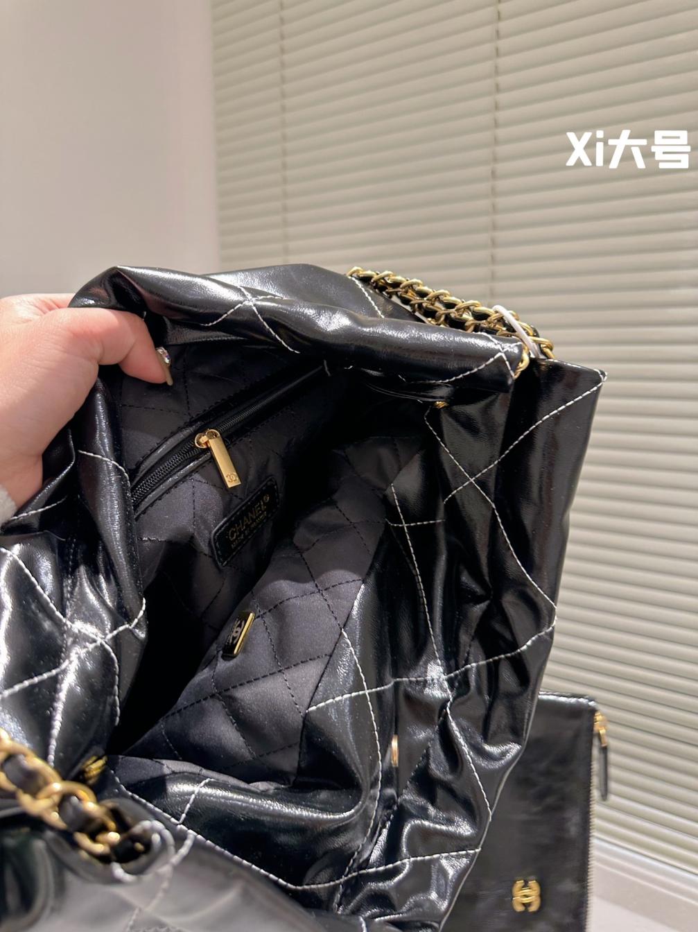 Chanel 22 Tote bag 131536