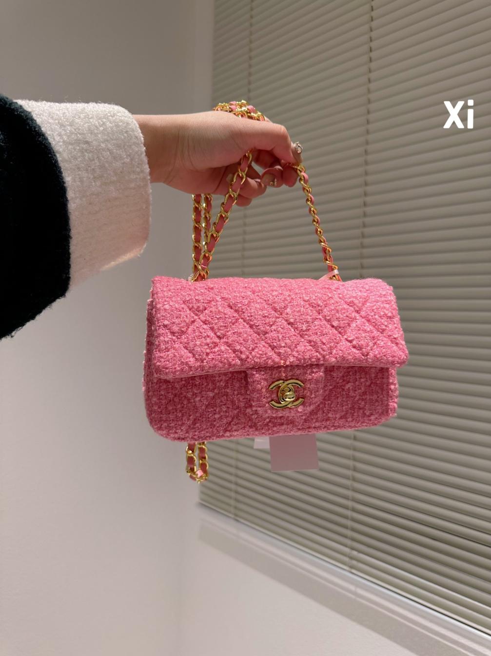 Chanel Pink CF bag 131537