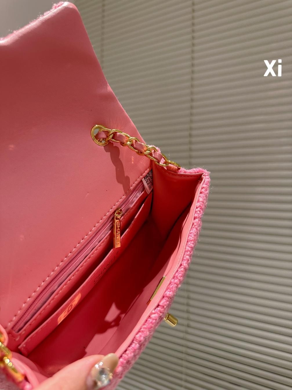 Chanel Pink CF bag 131537
