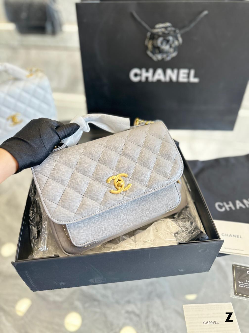 Chanel handbag 131540