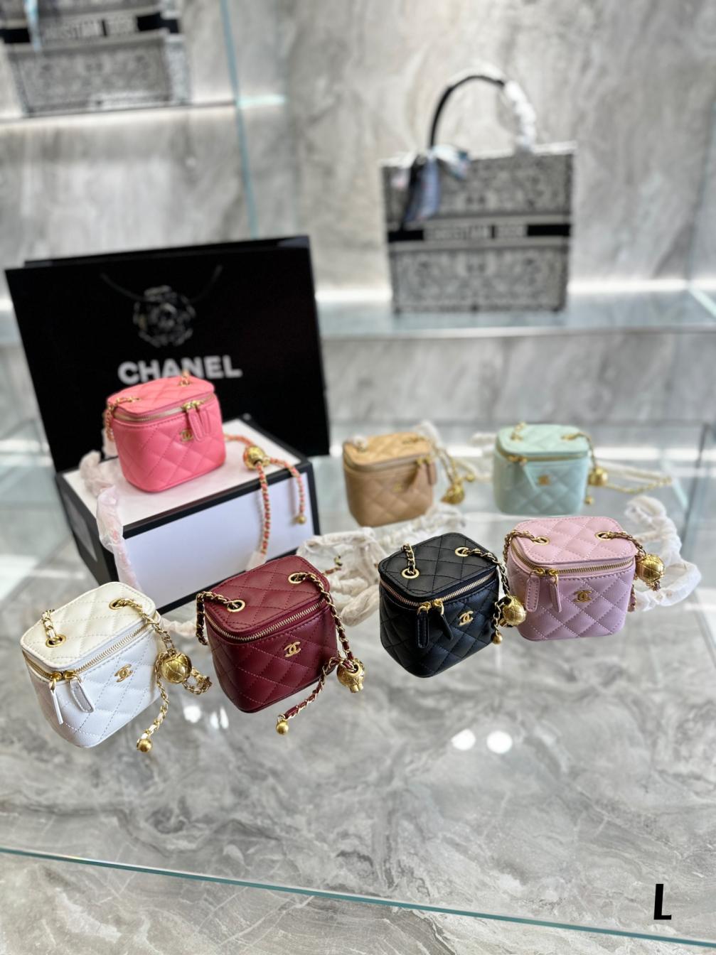 Chanel mini gold ball bag 131581