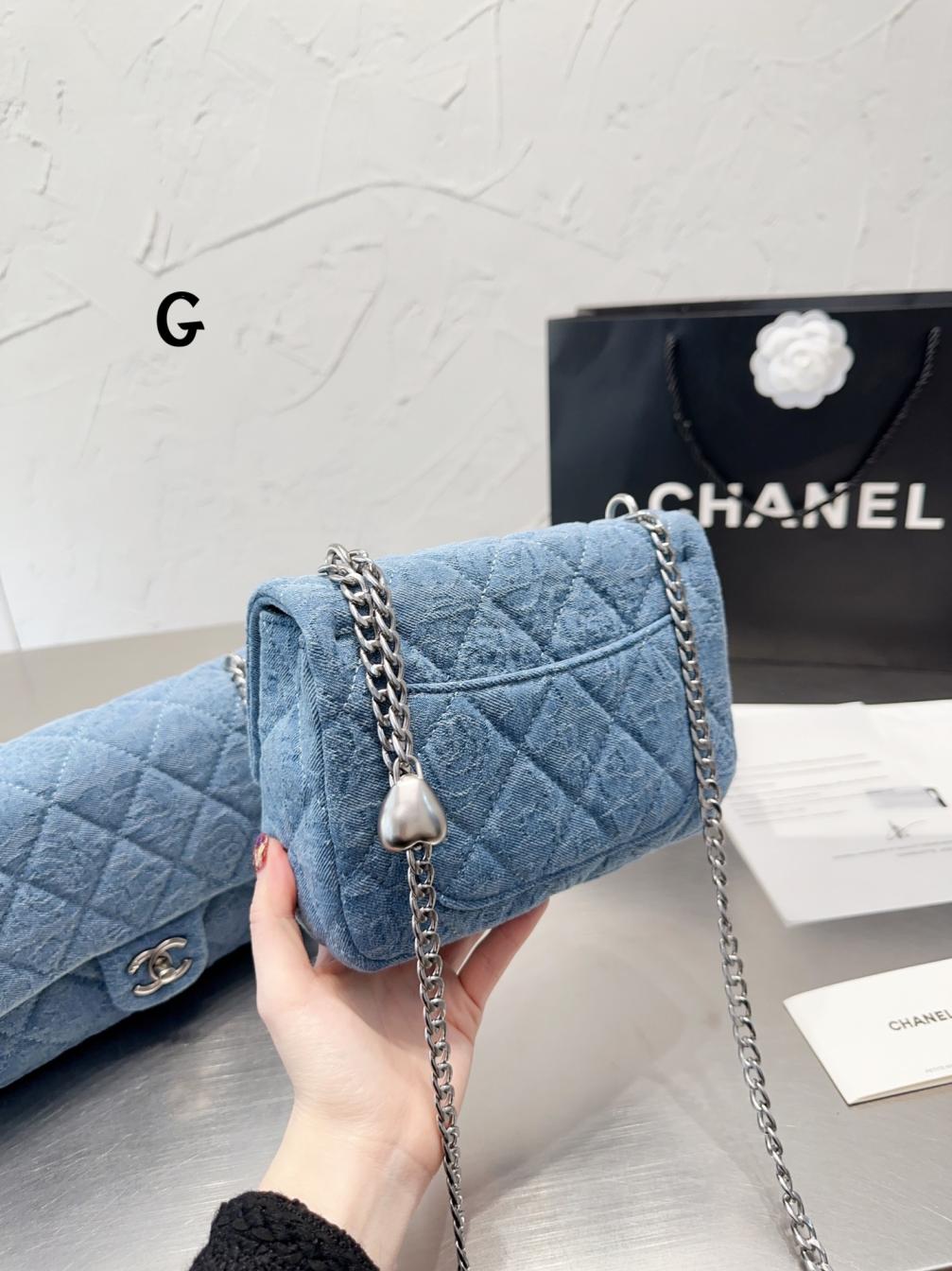 Chanel Blue denim bag 131726