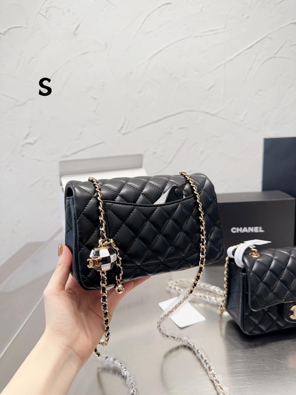Chanel23 football bag 131728