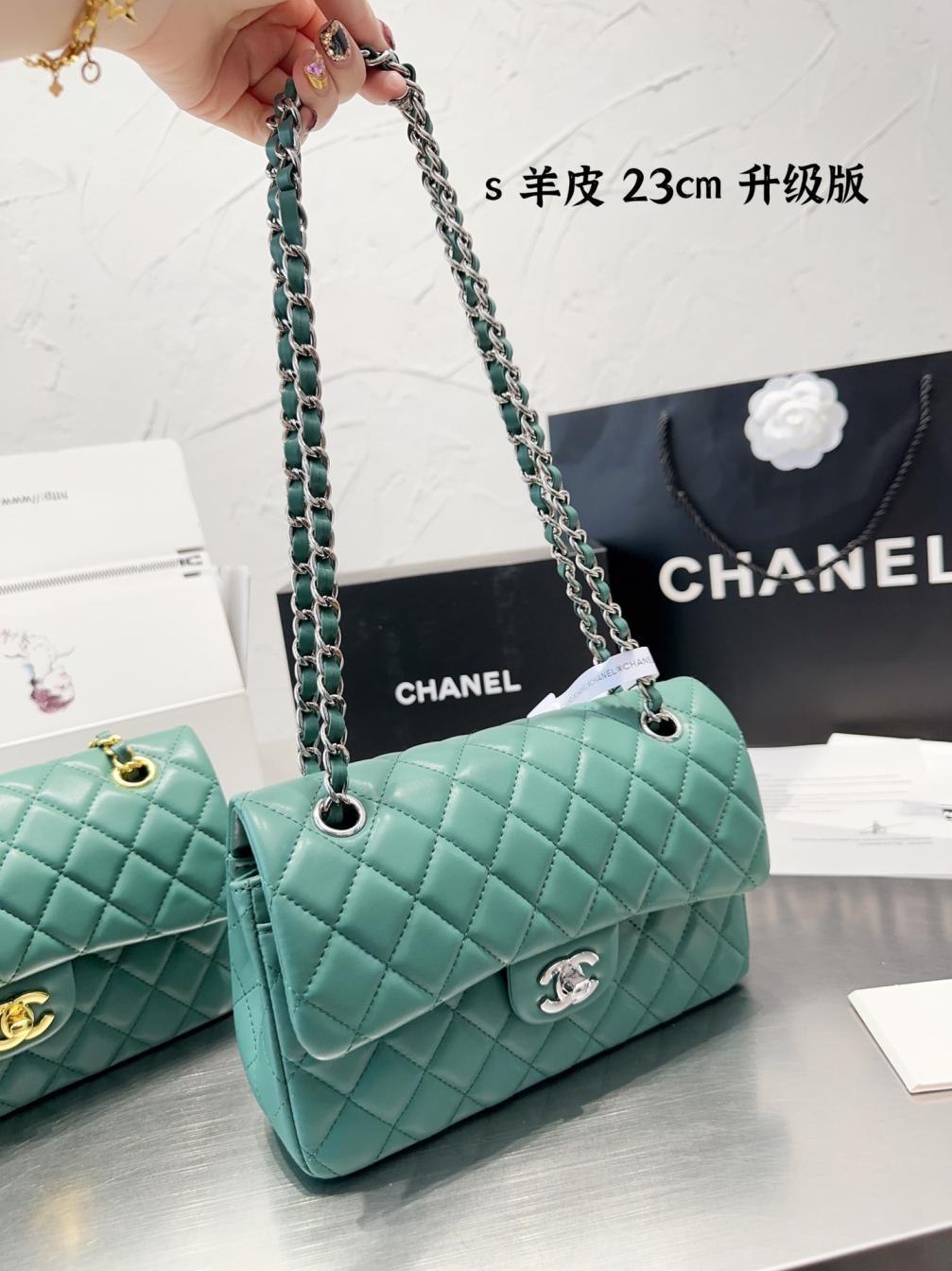 Chanel 23cm Green Lambskin CF Bag 131730