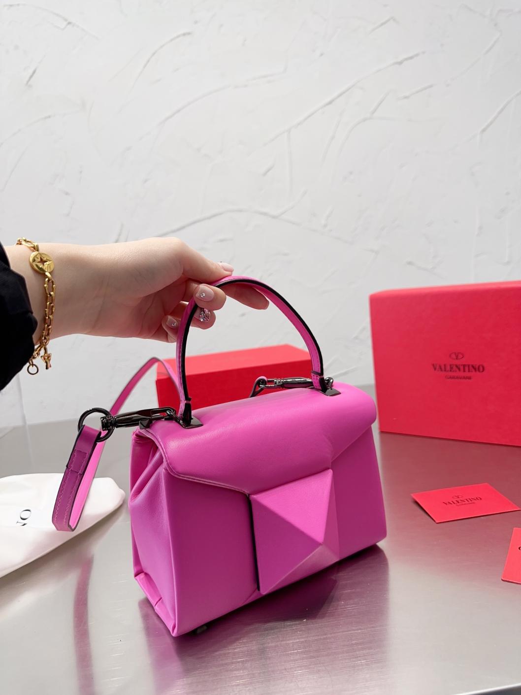 Valentino handbag 131759