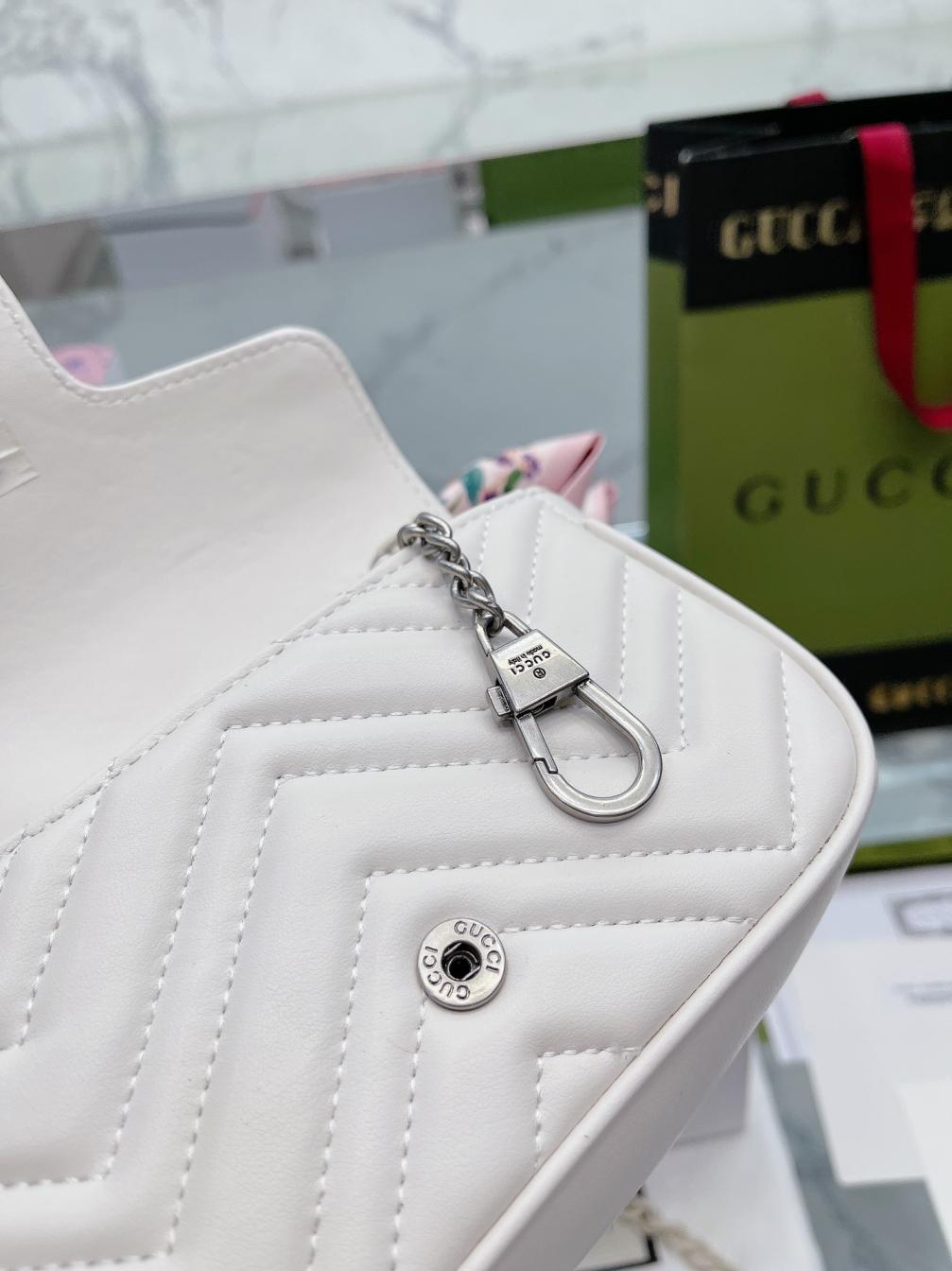 Gucci l GG Marmont waist bag 131625