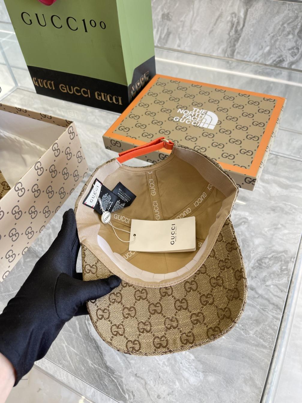 Gucci &amp;MLB bag+Cap 1set 131736