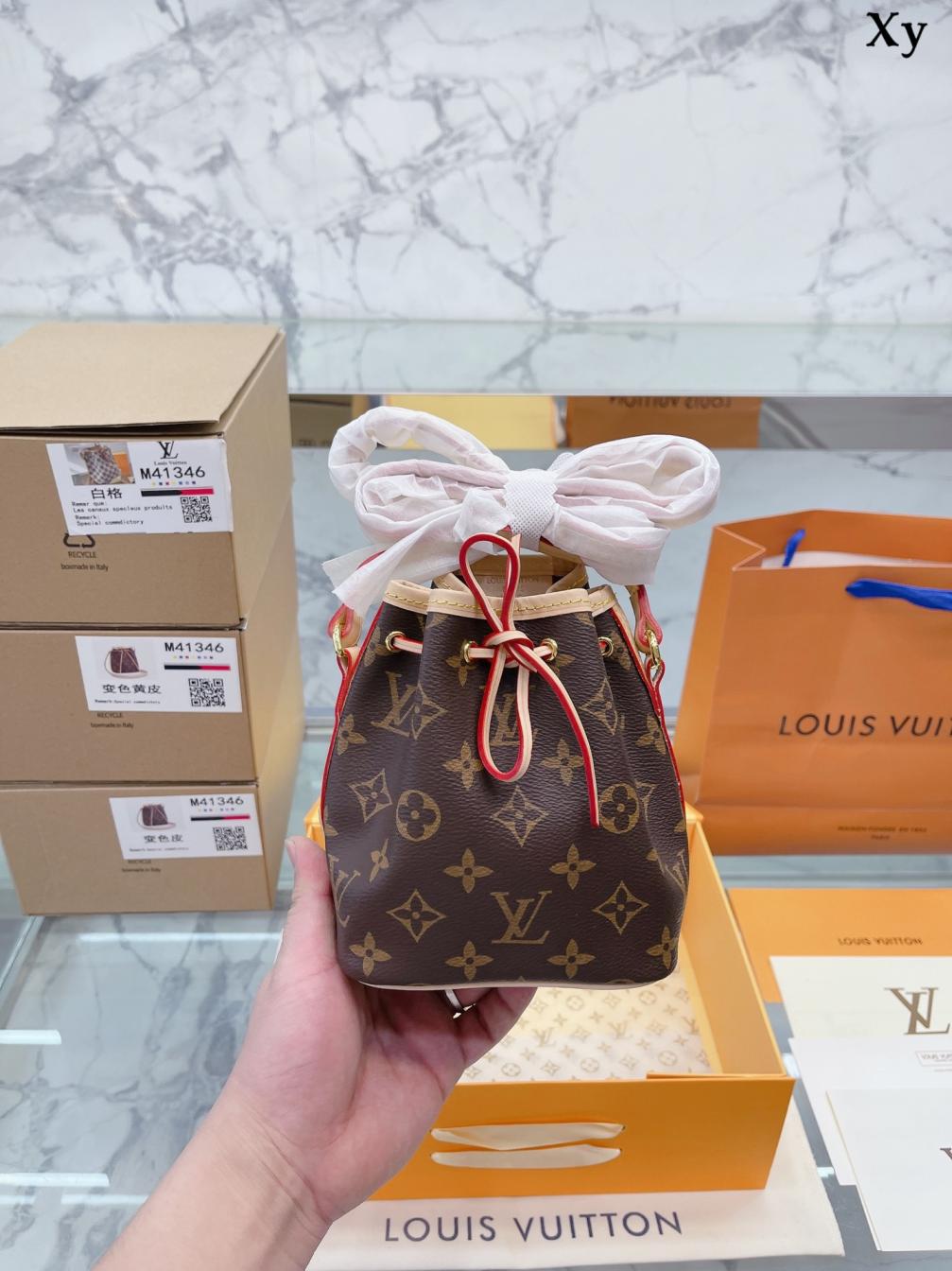 LV M41346 Retiro bag 131545