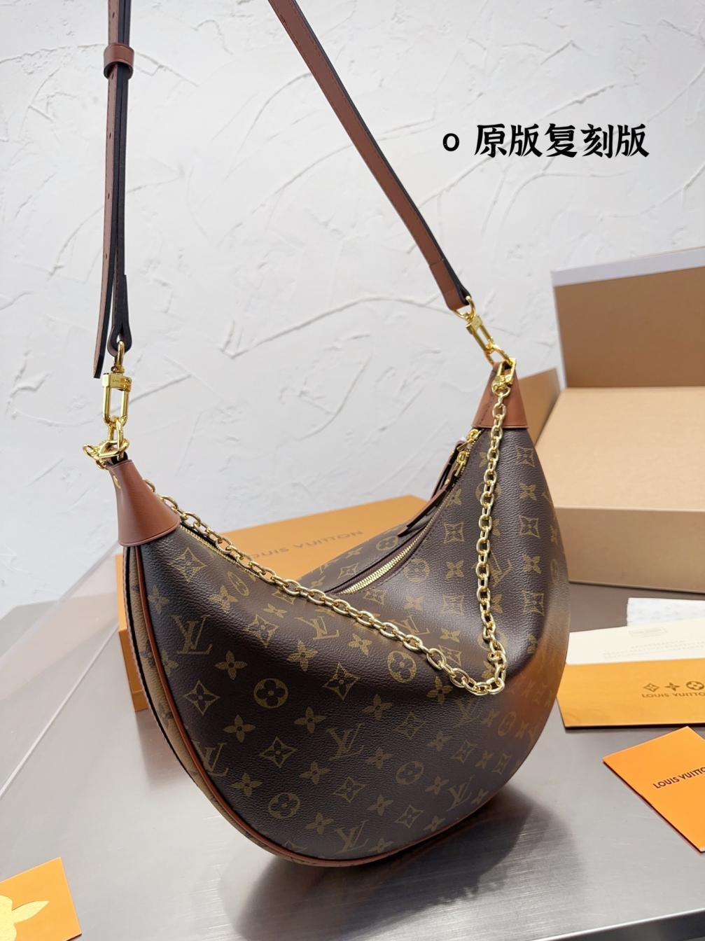 LV Loop Hobo bag 131245