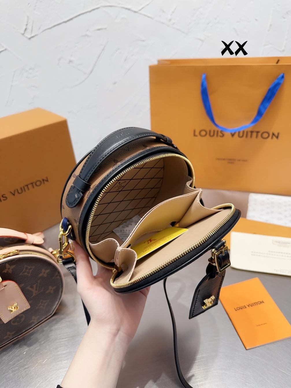 LV Louis vuitton circle bag