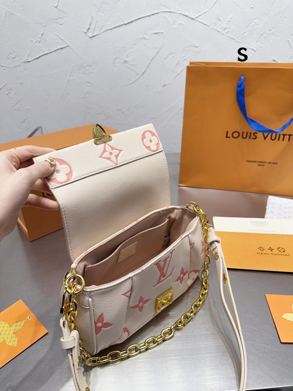 LV favourite Monogram Bag 131510