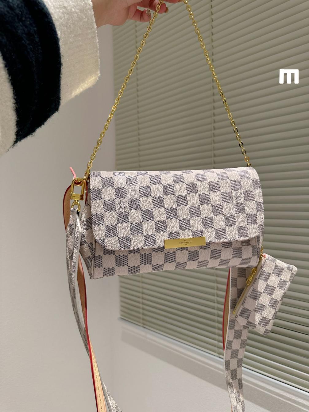 LV FAVORITE Monogram bag 131527