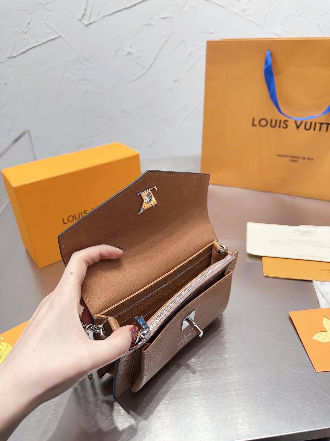 Louis vuitton LV Vavin woc bag 131597