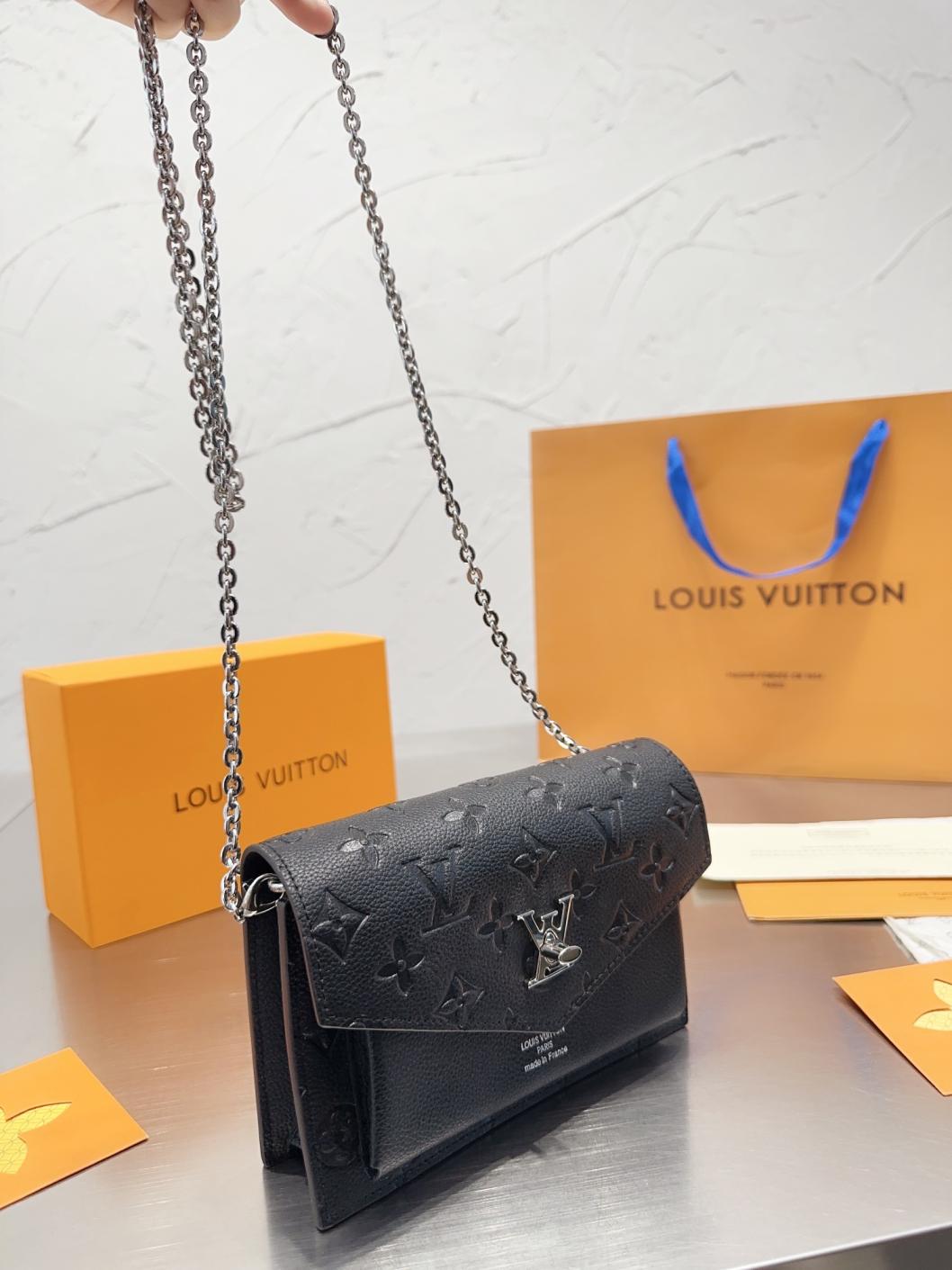 Louis vuitton LV Vavin woc bag 131597