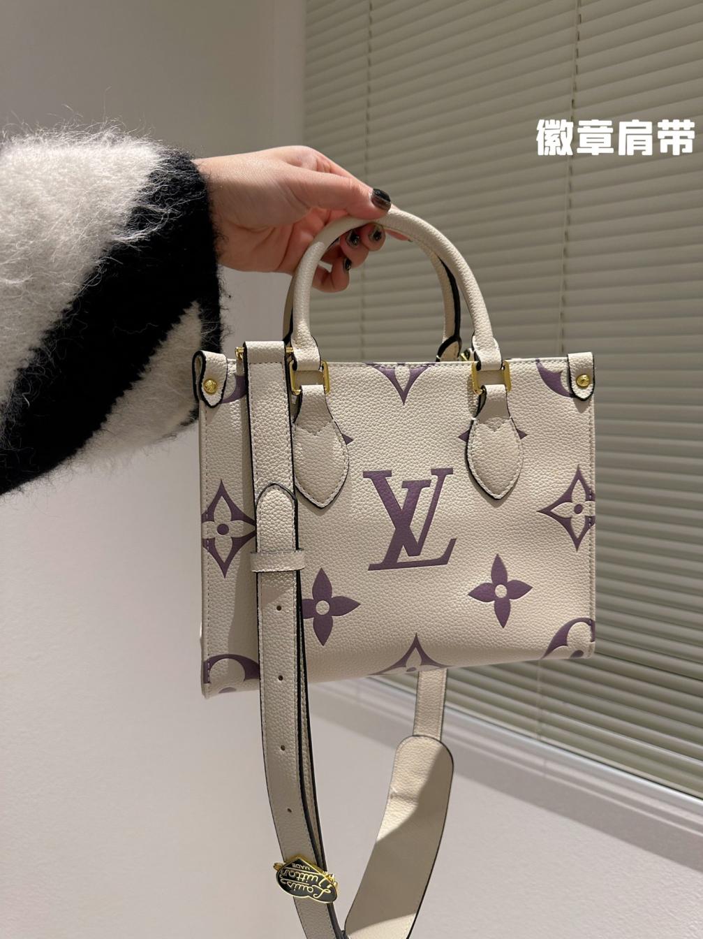 Lv 25cm onthego hand bag 131637