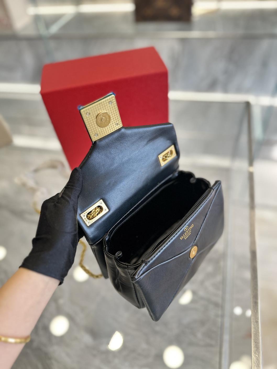 Valentino bag 131751