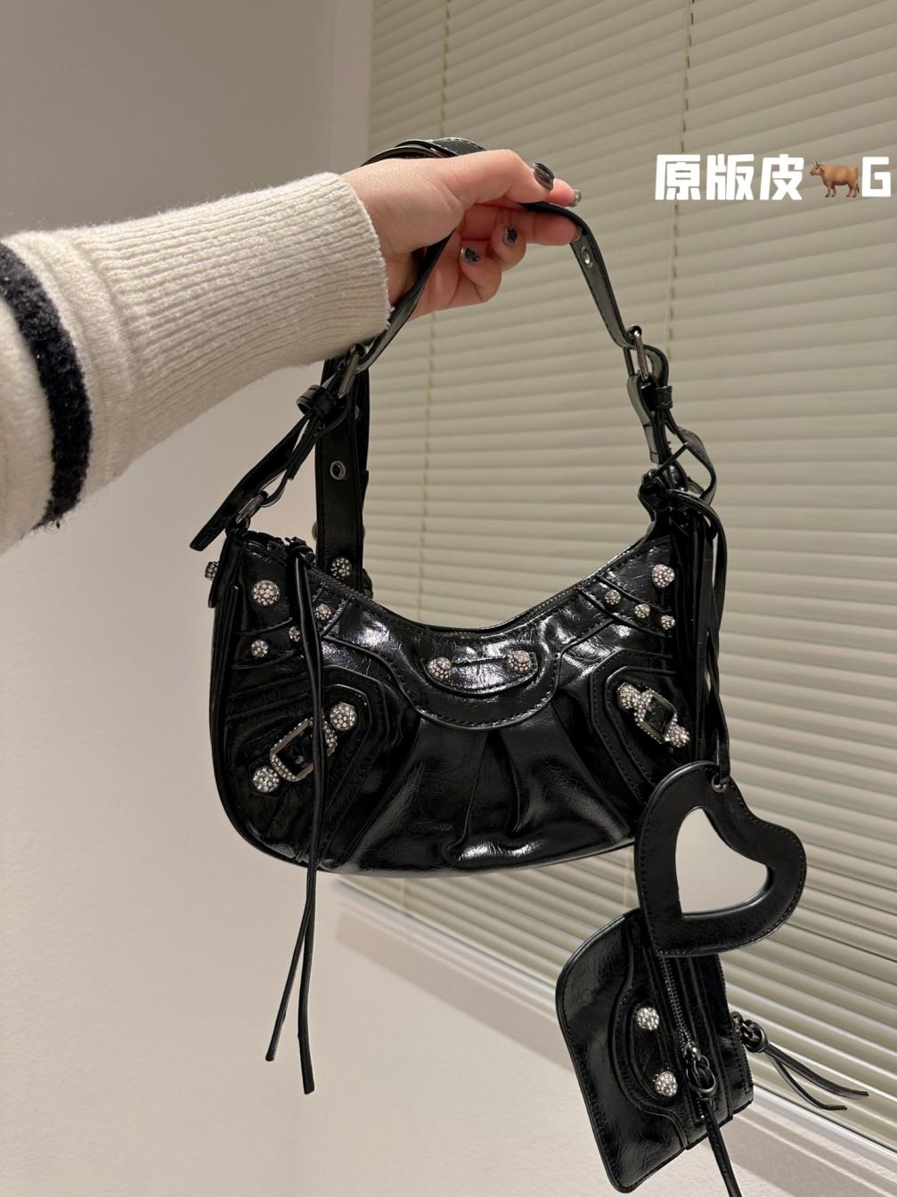 Balenciaga Crystal bag 131705