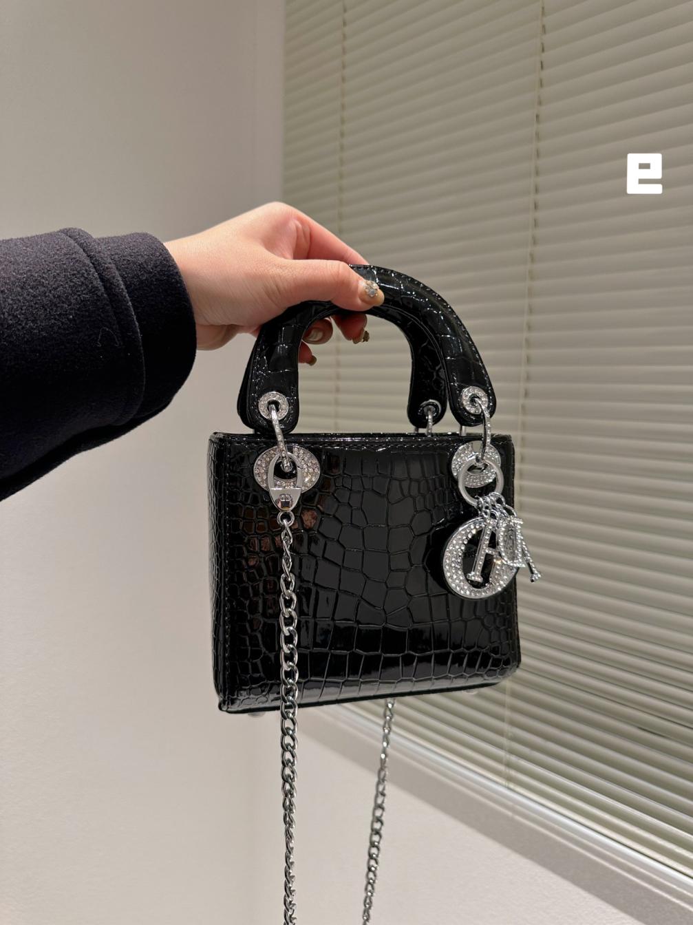 Dior lady dior Diamond hand bag 131330