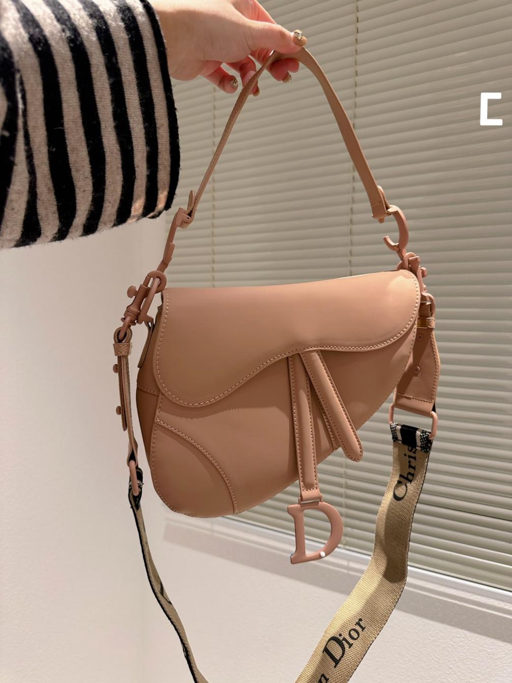 Dior Saddle Bag 25cm 131365