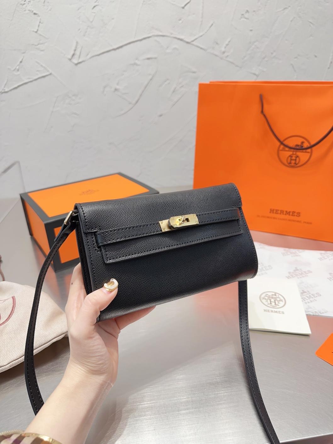 Hermes kelly woc bag 131384