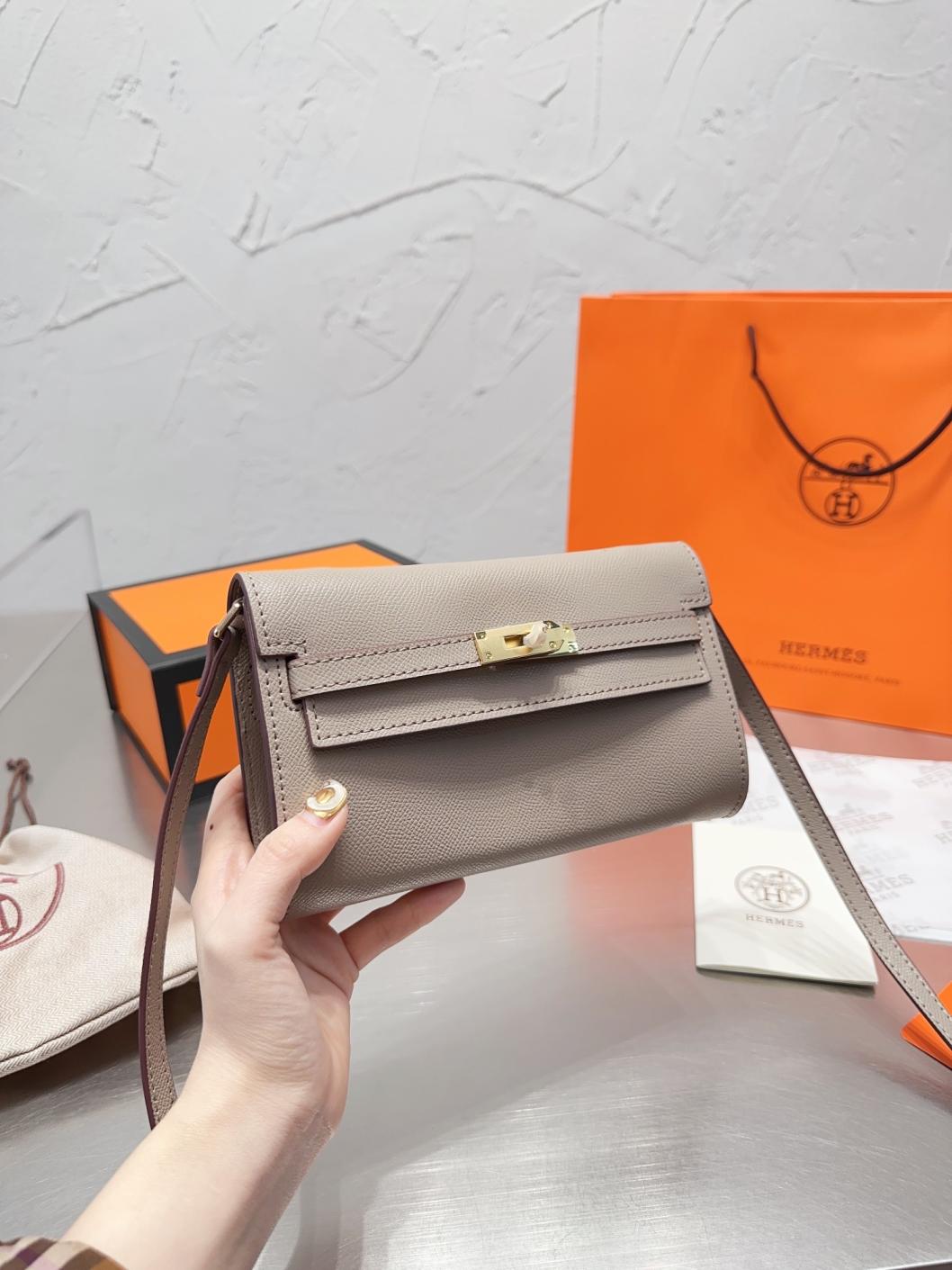Hermes kelly woc bag 131384
