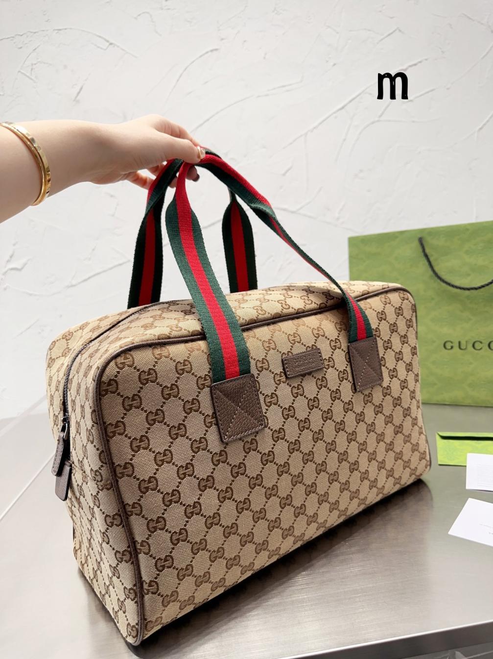 Gucci travel bag 131322