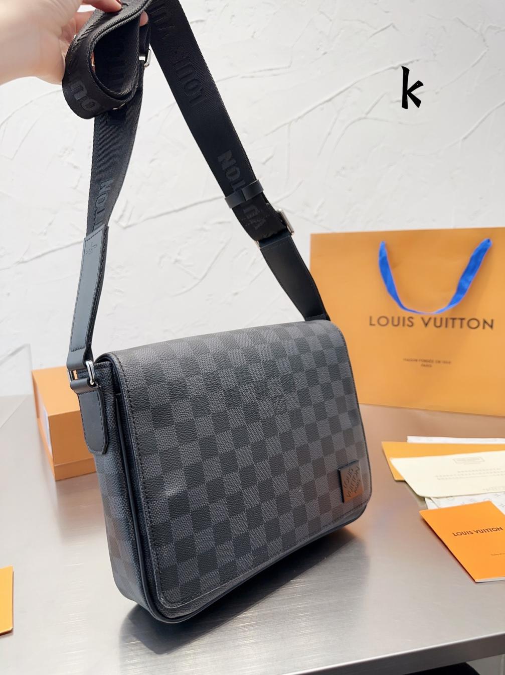 Louis Vuitton men bag N41028 131647