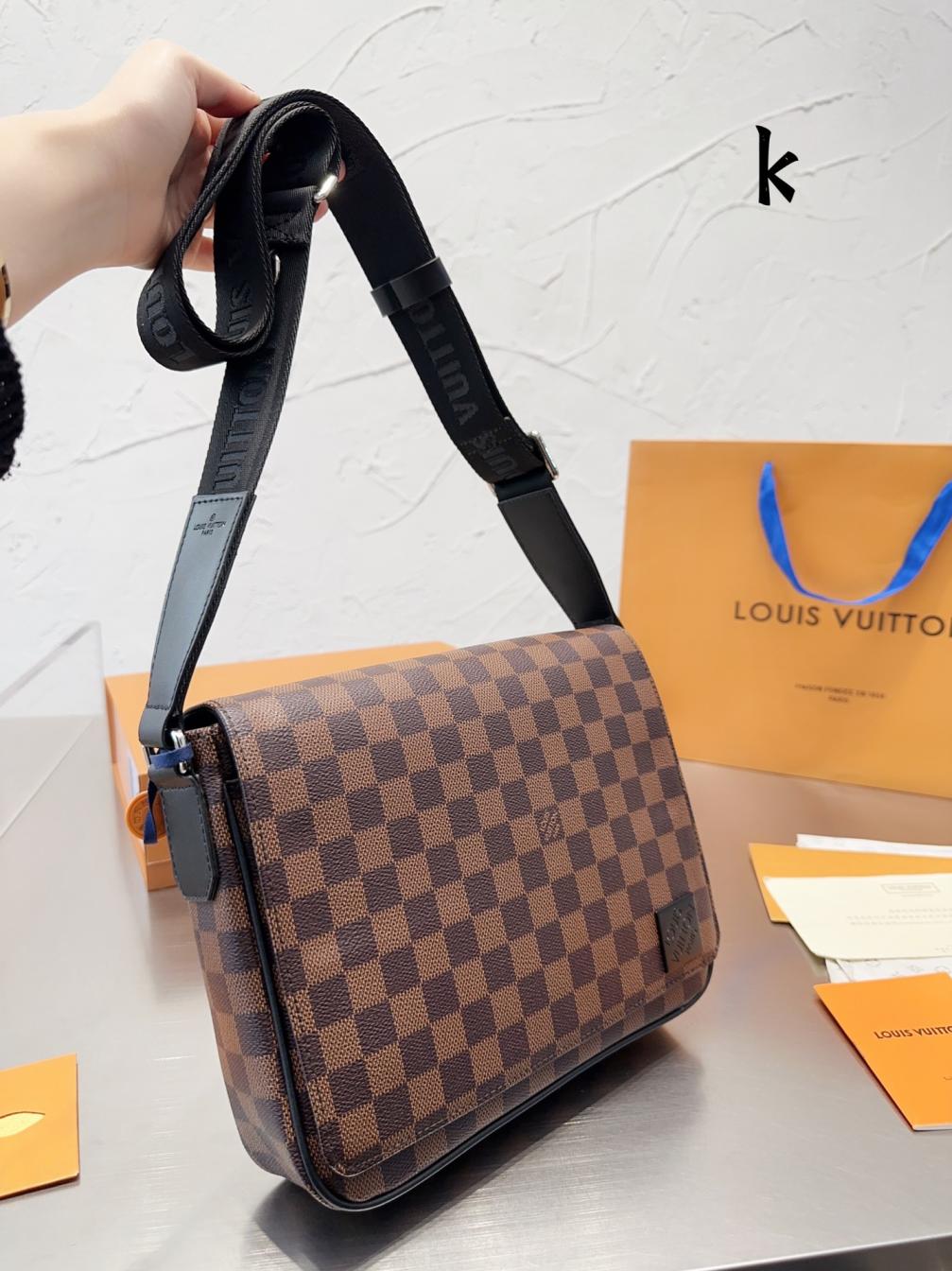 Louis Vuitton men bag N41028 131647
