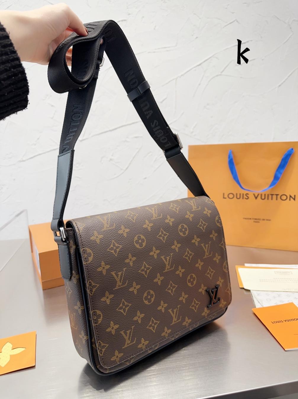 Louis Vuitton men bag N41028 131647
