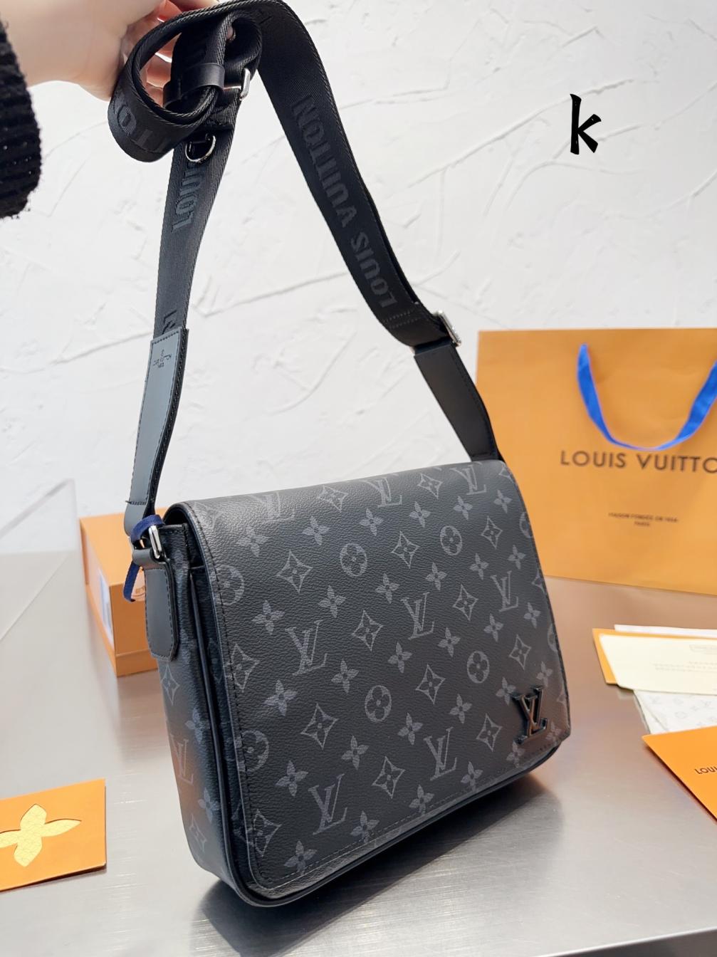 Louis Vuitton men bag N41028 131647