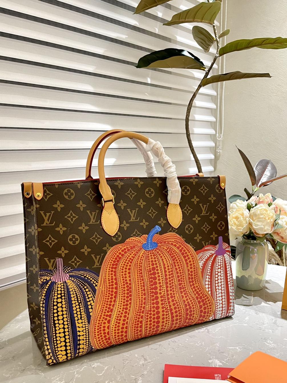 Lv Louis vuitton onthego handbag 35cm 131831