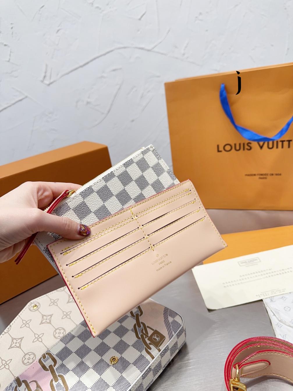 LV POCHETTE FÉLICIE bag 131915