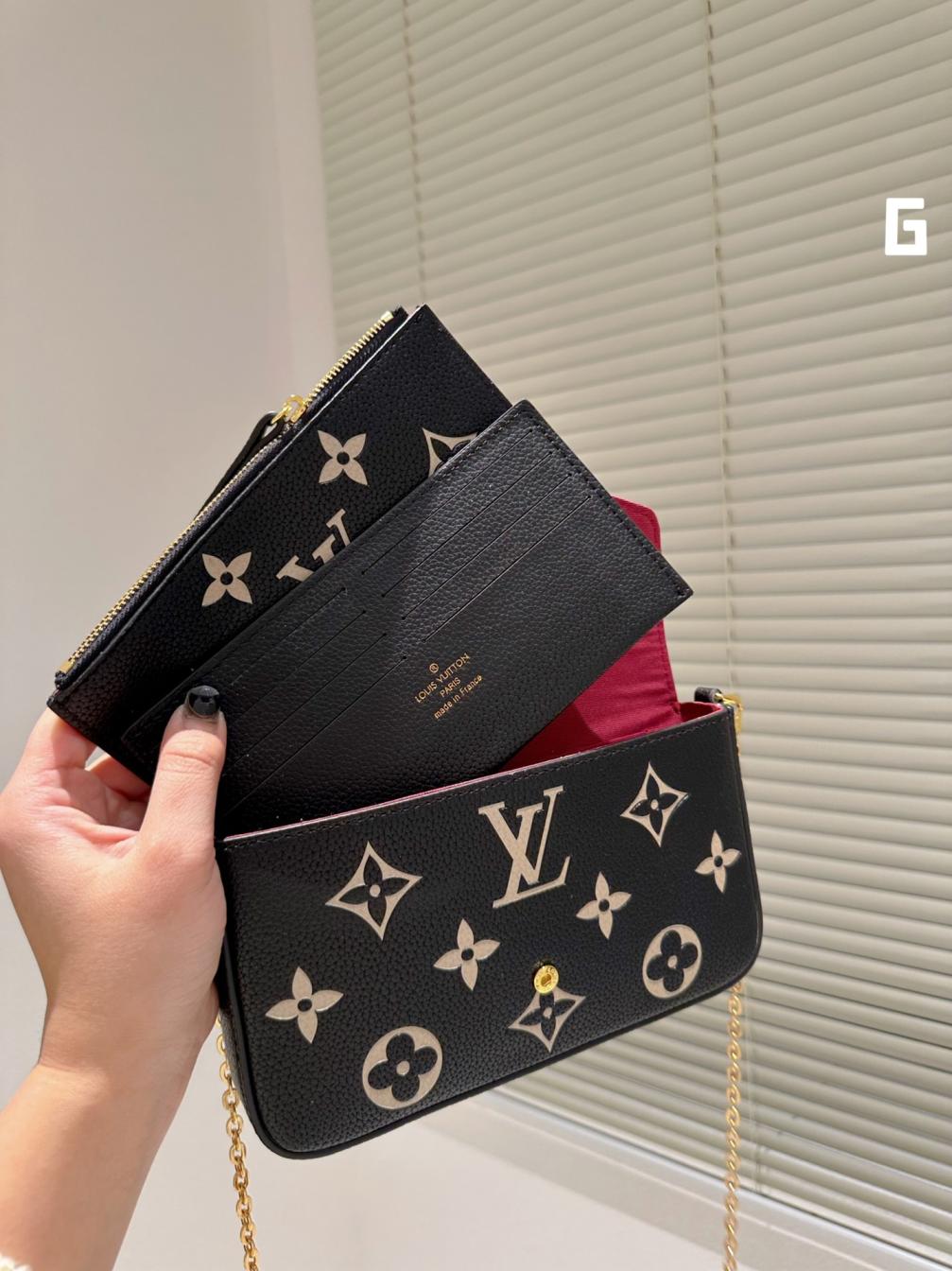 LV POCHETTE FÉLICIE bag 131912