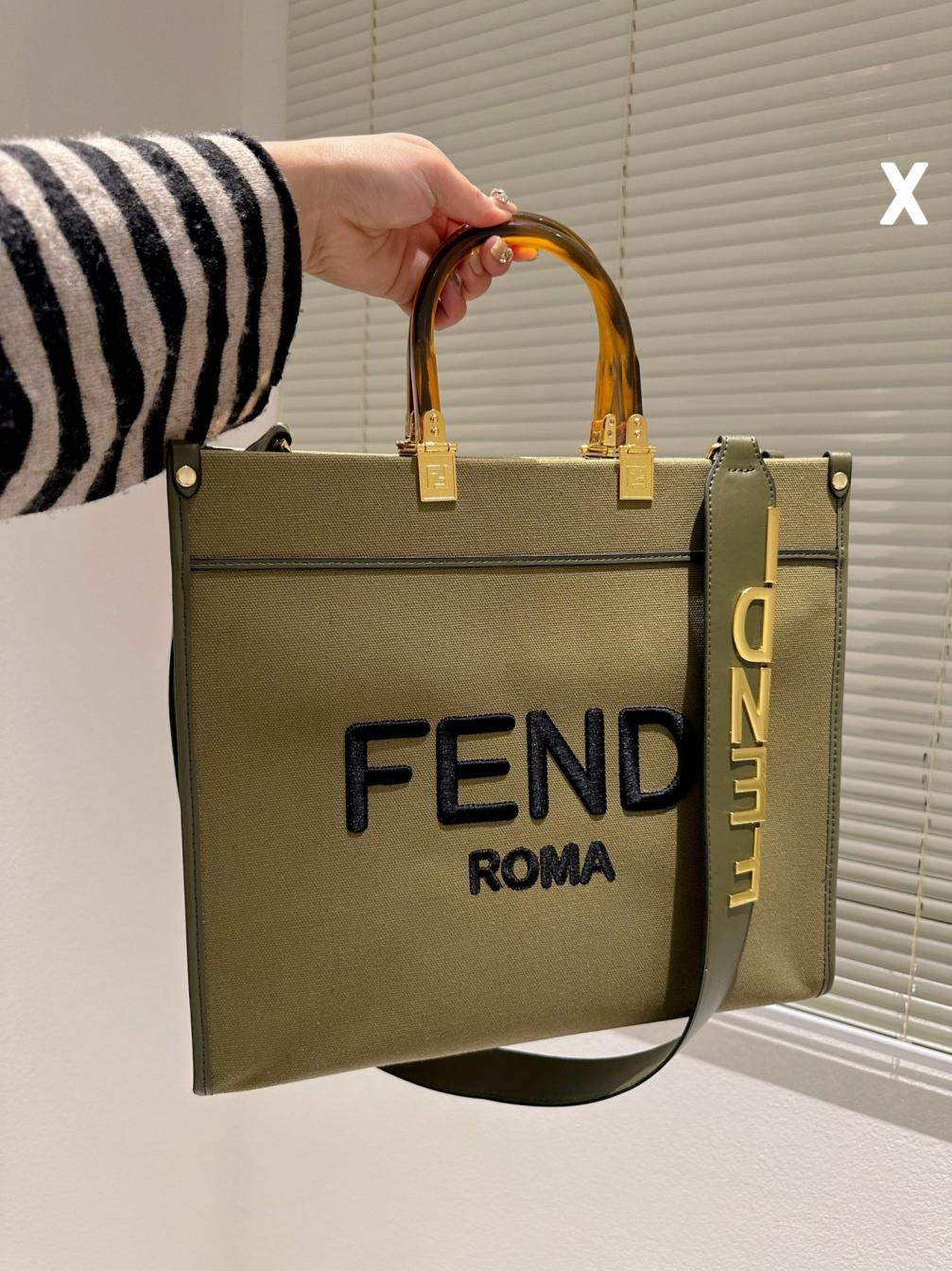 Fendi peekabo tote hand bag 131366