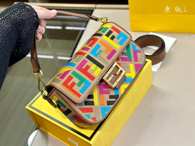 Fendi Baguette bag 132343
