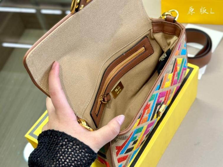 Fendi Baguette bag 132343