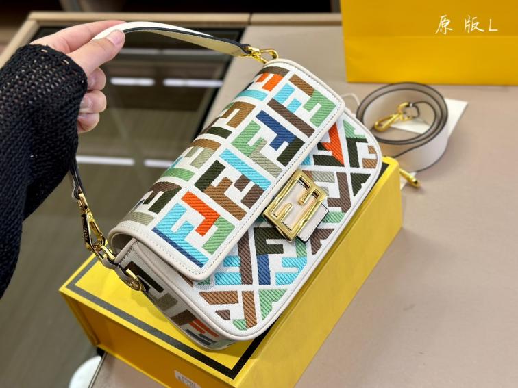 Fendi Baguette bag 132343