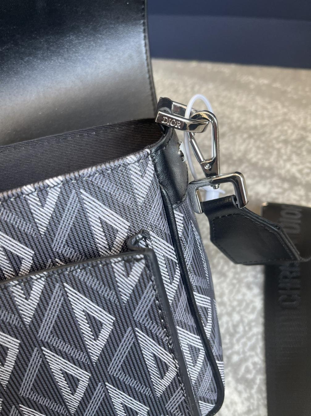 Dior men bag 132219