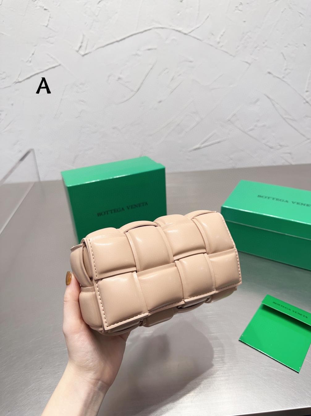 BV Bottega Veneta bag/waist bag 131465