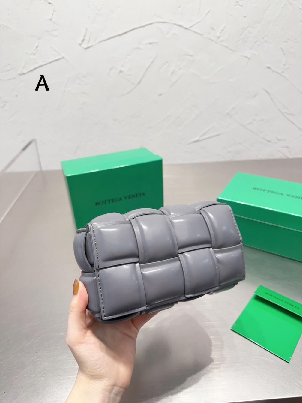 BV Bottega Veneta bag/waist bag 131465
