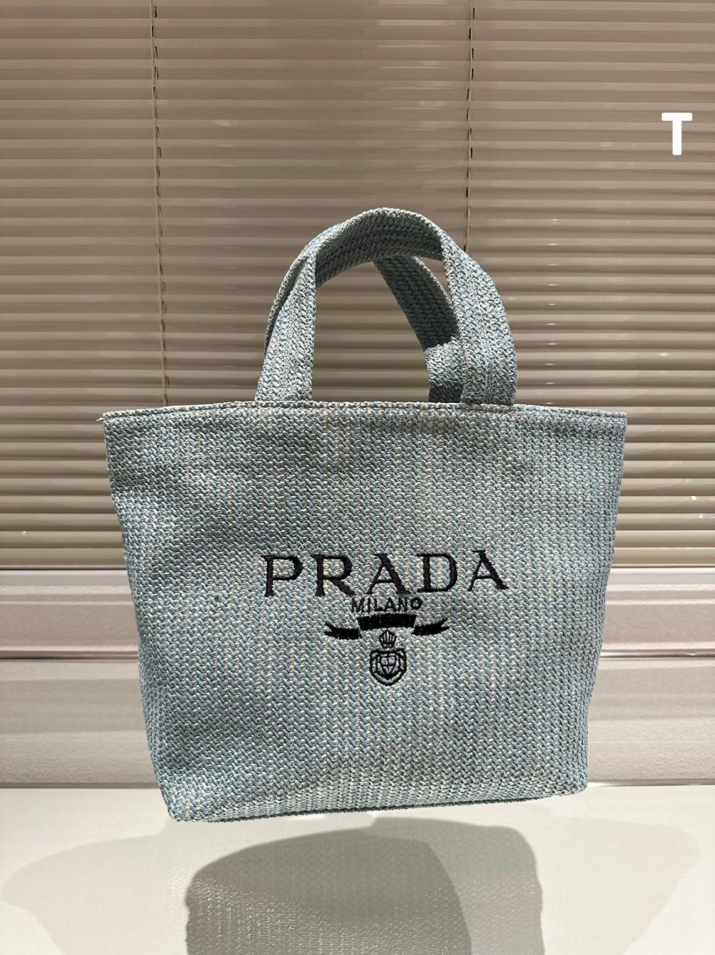 Prada 22Tote handbag 132230