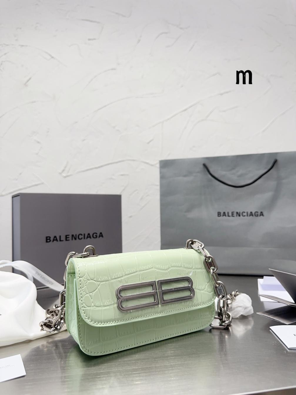 Balenciaga Gossip Bag 132326
