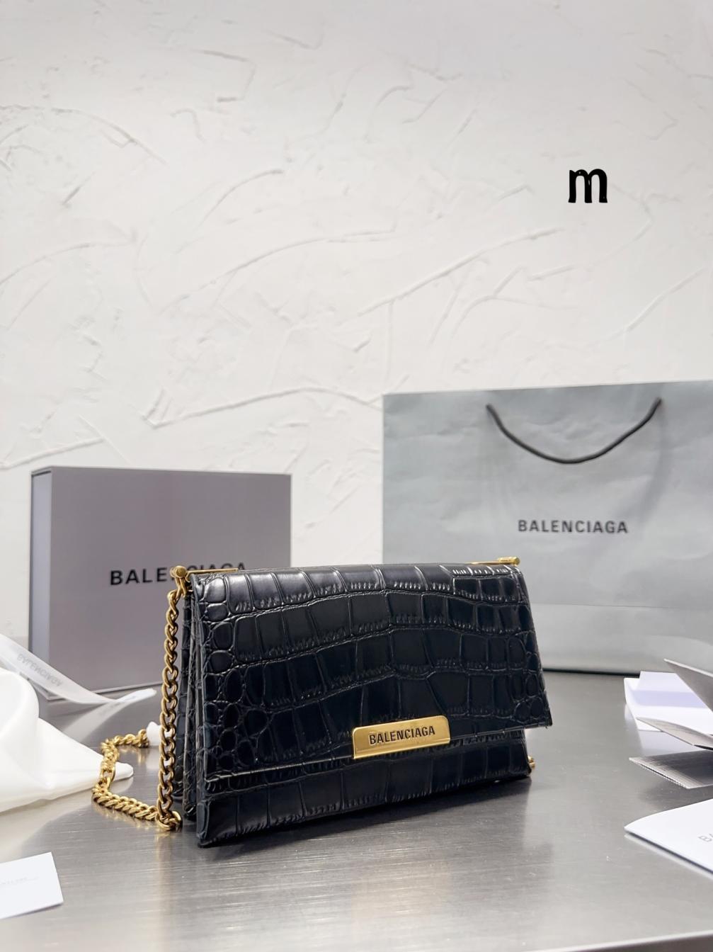 Balenciaga Bag 132327