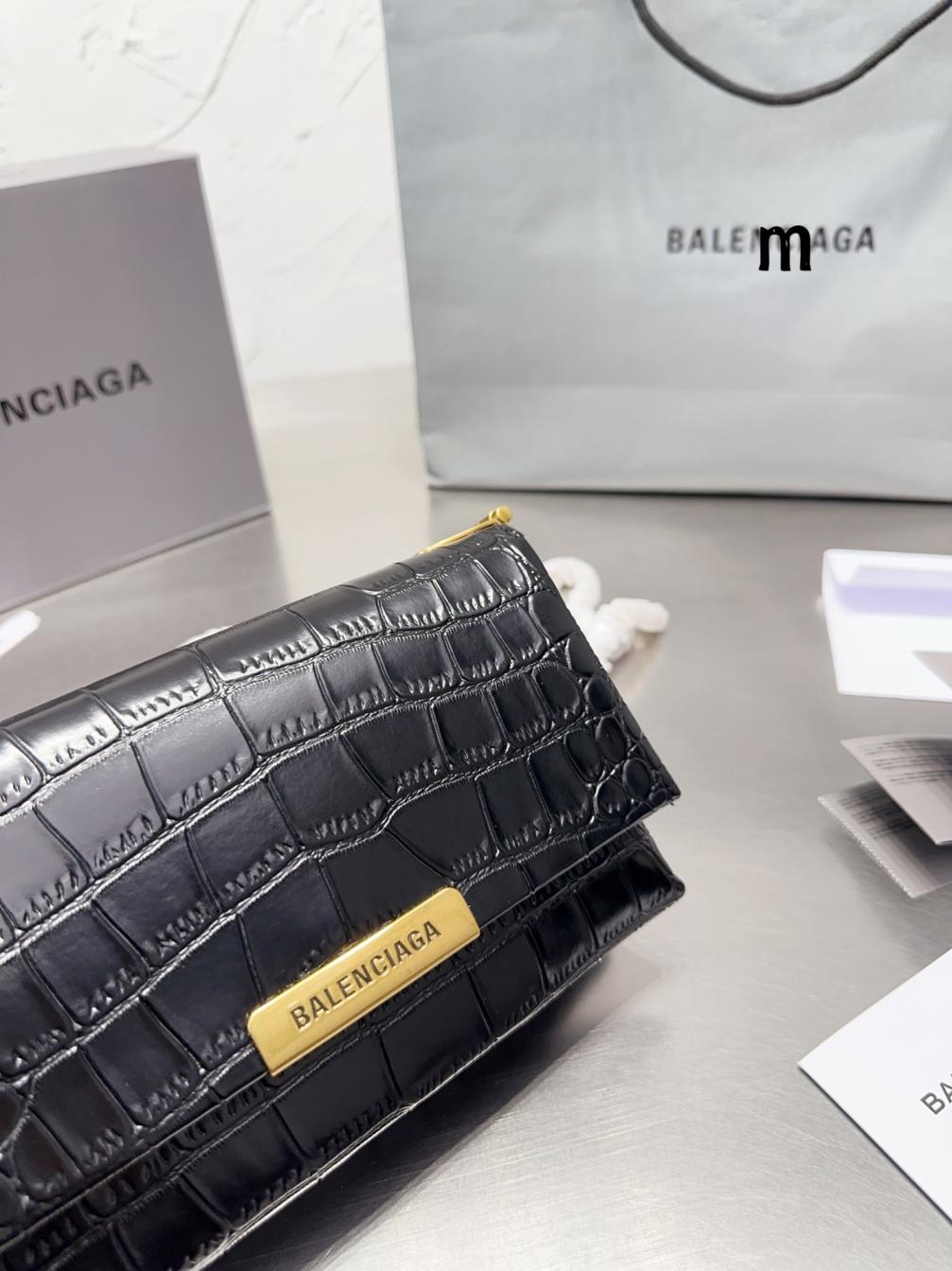 Balenciaga Bag 132327