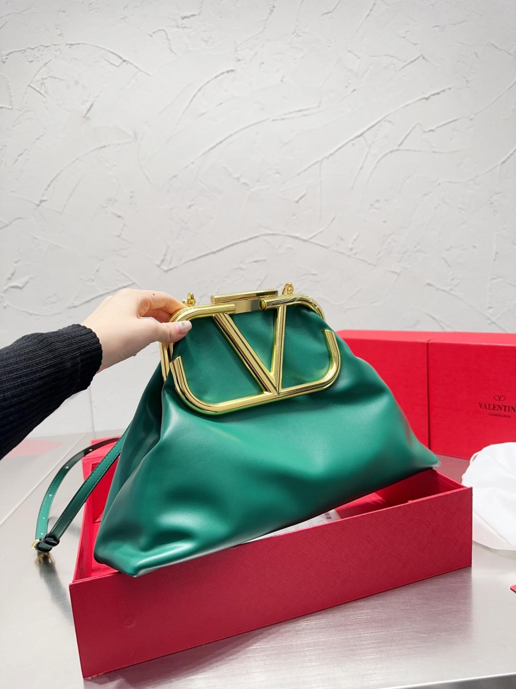 Valentino handbag 132205